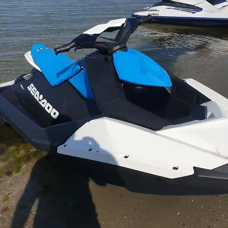 Nautica 23 *